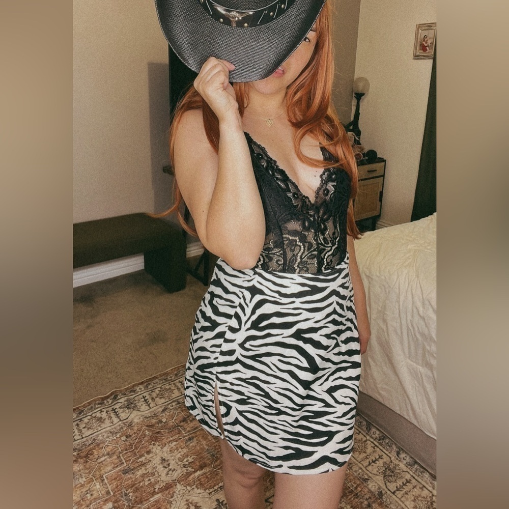 Zebra Mini skirt - Picture 4 of 4